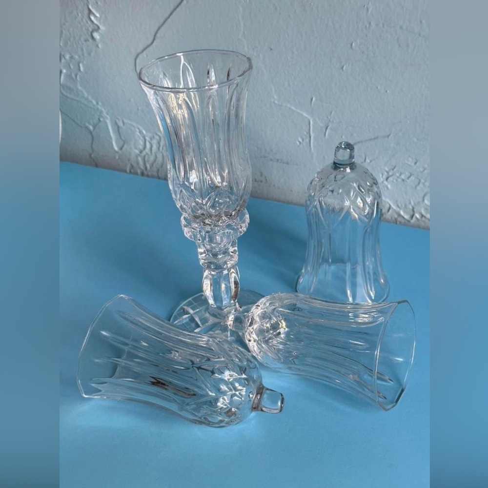 Home interiors diamond cut Clear Glass Tiffany candle holders cups